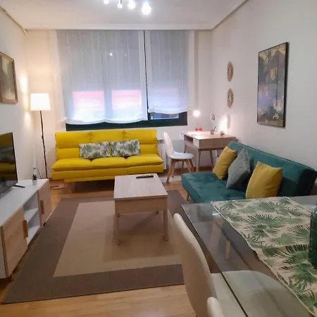 Apartamento Centrico Con Wifi Y Parking De Coche Tamano Medio Onís Buitenkant foto