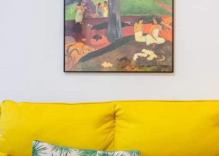 Apartamento Centrico Con Wifi Y Parking De Coche Tamano Medio