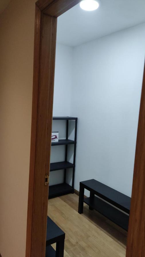 Apartment Centrico Con Wifi Y Parking De Coche Tamano Medio